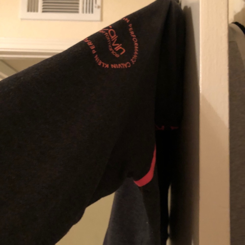 Hoodies - Picture 3 of 4